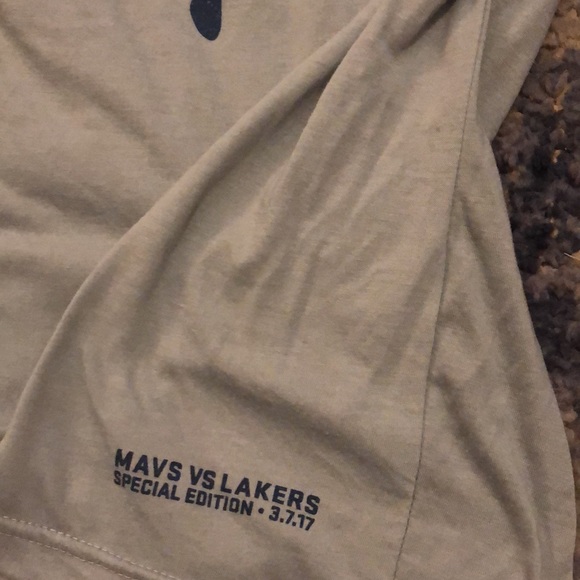 Men’s Large Dirk Nowitzki Special Edition Tee - Picture 4 of 4